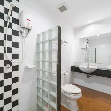 Jomtien Hisotel Room photo