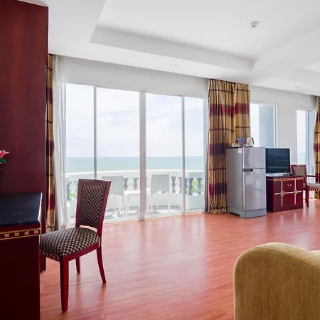 Jomtien Hisotel Room photo
